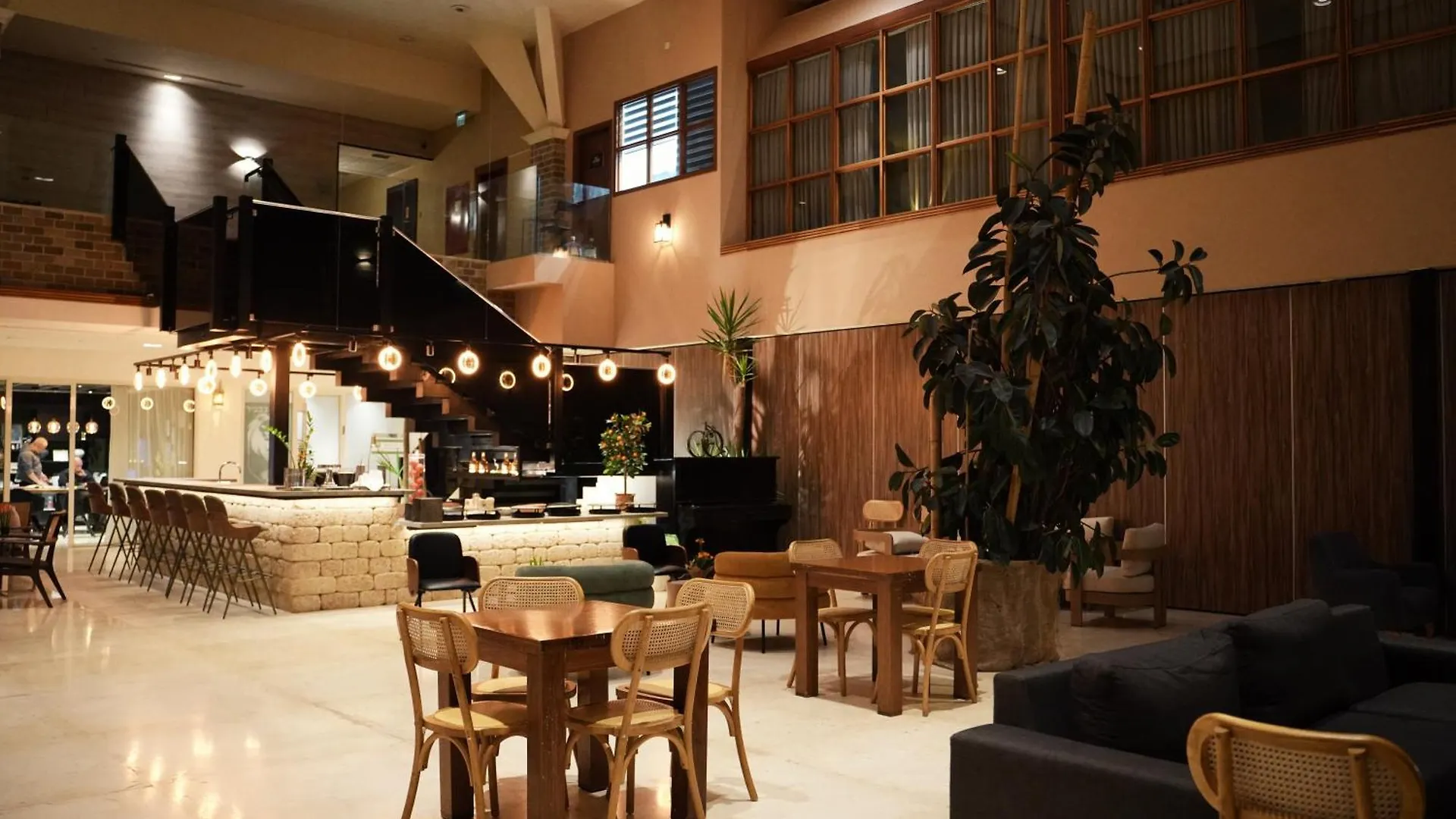 Garden Hotel Boutique & Events contacts